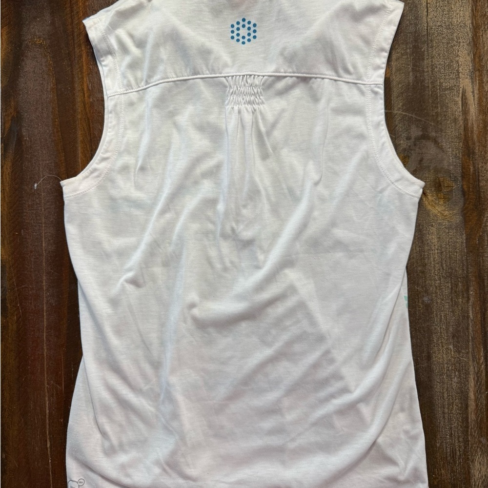 Ⓜ️ Puma Women’s Size Medium White Sleeveless Golf Polo Shirt GUC - Picture 2 of 3